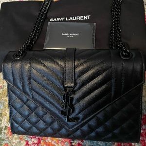 Triquilt Medium YSL Monogram Grain de Poudre V Flap Satchel Bag - Black Hardware